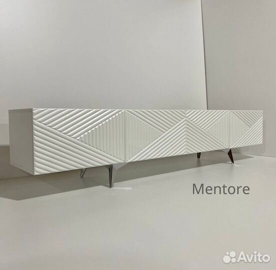 Тумба тв Bravo с тест-драйвом (на опорах)