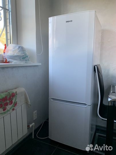 Холодильник Beko CS 325000