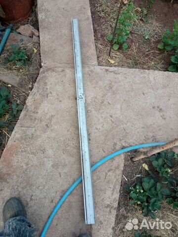 Направляющая стола