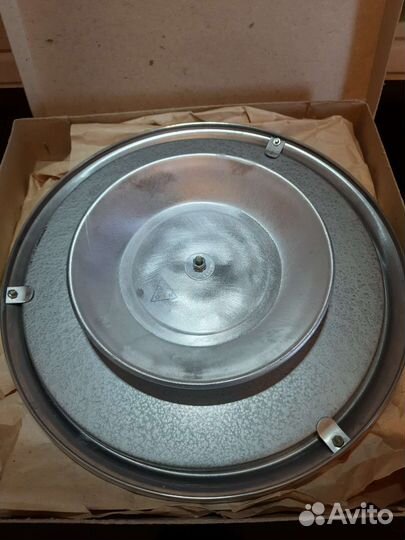 Крутящийся поднос