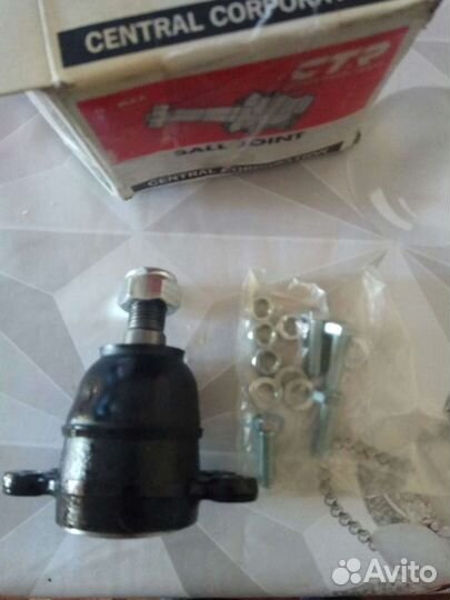 Шаровая опора верхняя Фронтера и Исудзу трупер