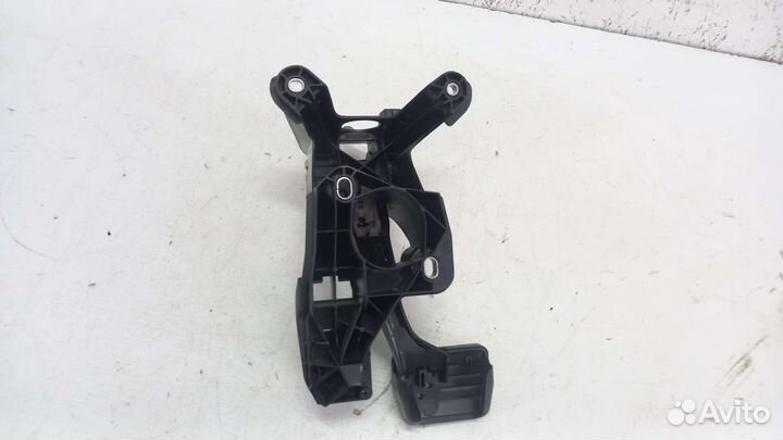 Педаль тормоза Volkswagen Tiguan 2