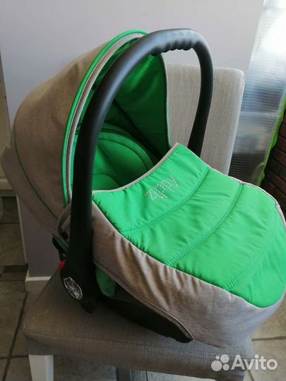 Коляска tutis Zippy Sport 3 в 1