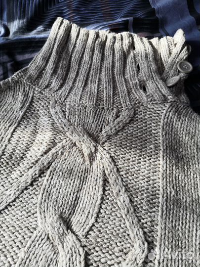 Пончо вязаное