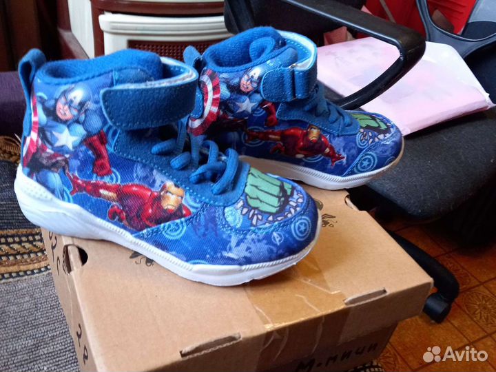 Кросовки р 28, 27