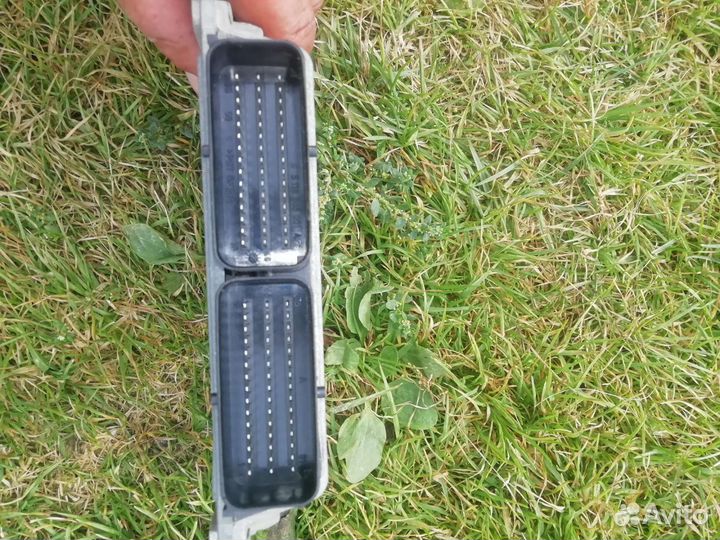 Блок управления двигателем Renault Sandero