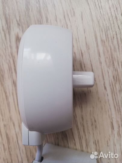 Зарядное устройство для зубной щётки OralB braun