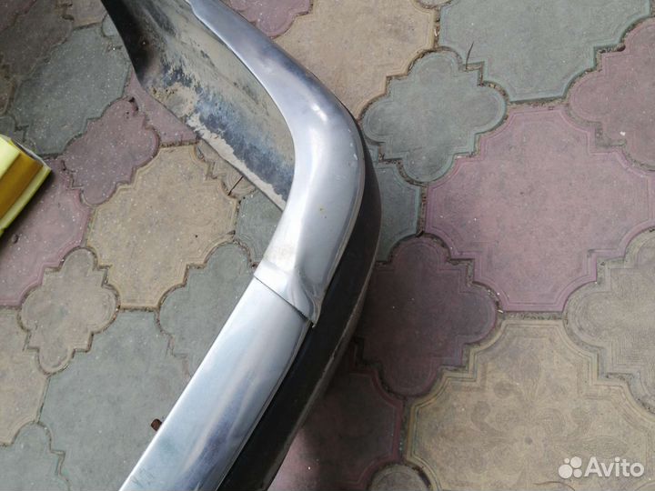 Задний бампер на газ 31105