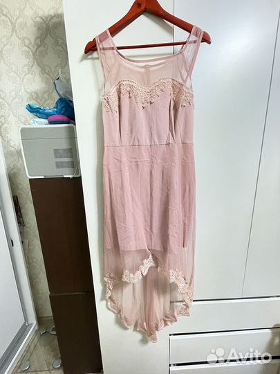 Нарядное женское платье 42 44 цвет пудра