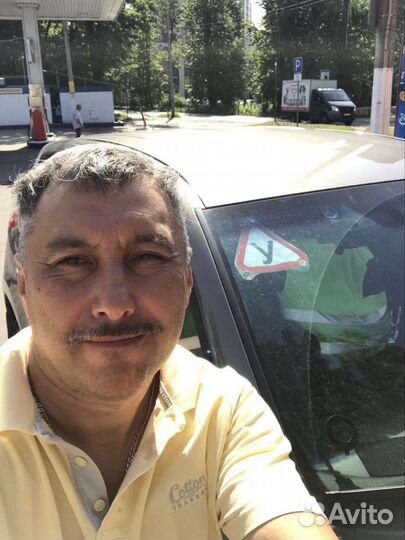 Инструктор по вождению на АКПП