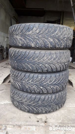 Sava Eskimo Stud 185/65 R15 88T