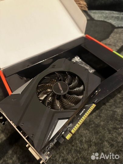 Видеокарта GeForce GTX 1650 Super 4gb