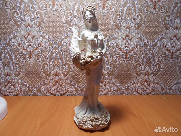 Статуэтка Фортуна