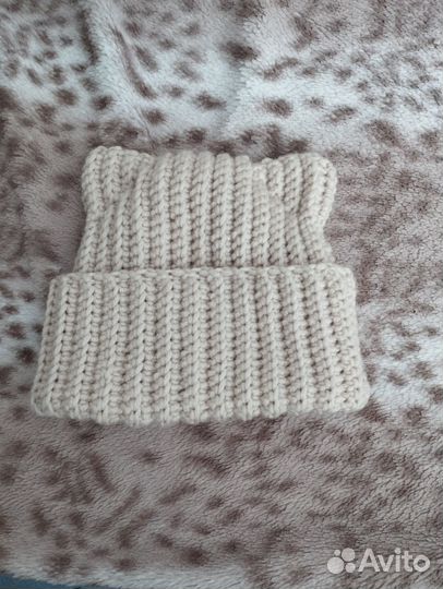 Шапка вязаная с ушками