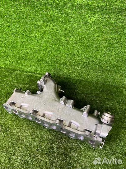 Впускной коллектор Toyota Land Cruiser Prado 150