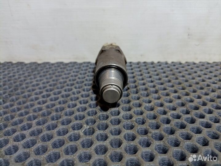 Датчик скорости Volvo FH