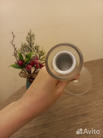 Подсвечник стекло на ножке