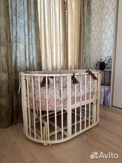 Детская кроватка 6 в 1 с маятником