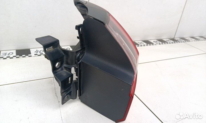 Фонарь задний правый наружный Lexus LX 3 Restail 2