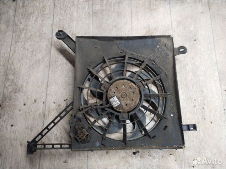 Вентилятор охлаждения радиатора Opel Astra G