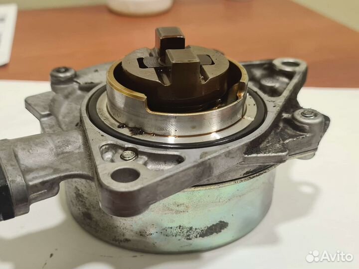 Вакуумный насос Mini Cooper r56