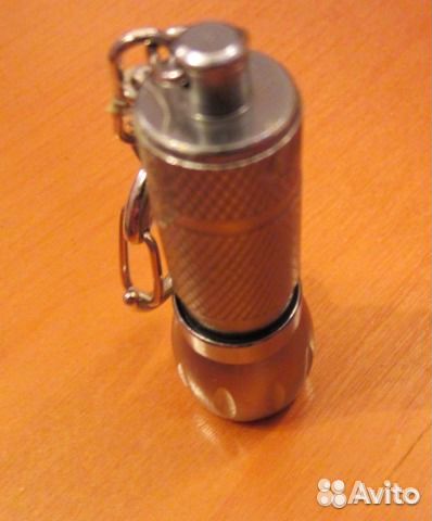 Фонарик-брелок. Металлический