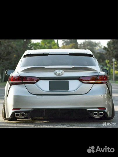 Козырëк на заднее стекло Toyota Camry 70