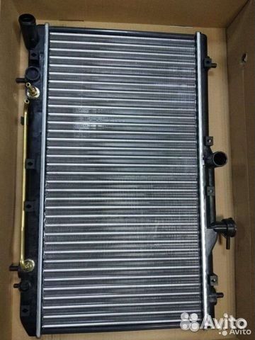 Радиатор охлаждения двигателя