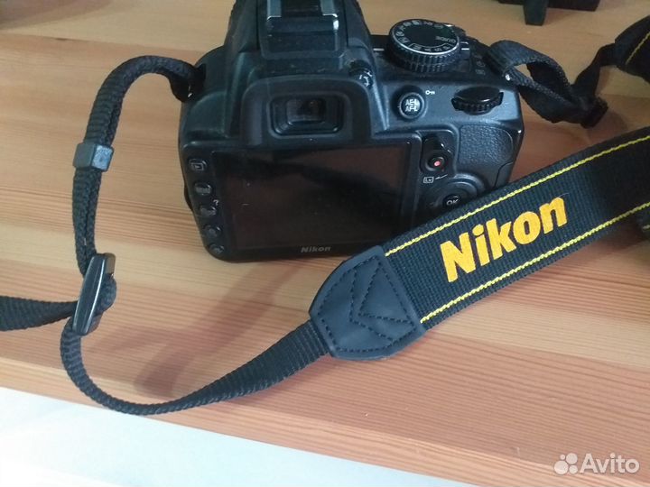 Зеркальный фотоаппарат Nikon d3100