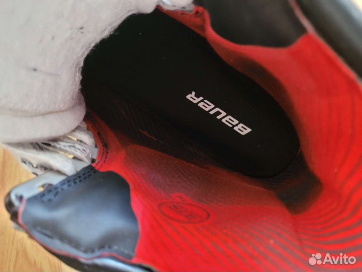 Хоккейные коньки bauer