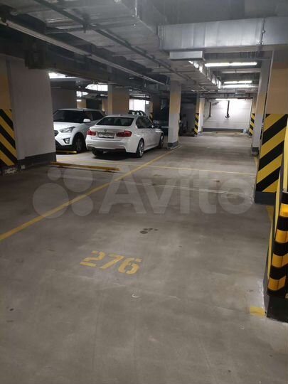 Машиноместо