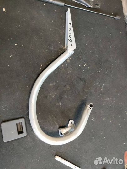 Петля крышки багажника Mercedes-Benz C-Класс