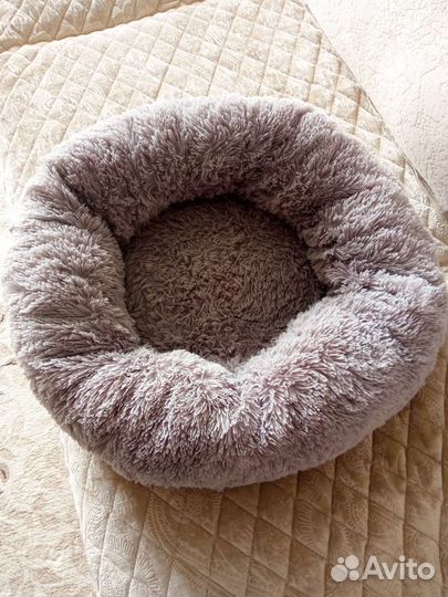 Лежанка для мелких собак или кошек новая