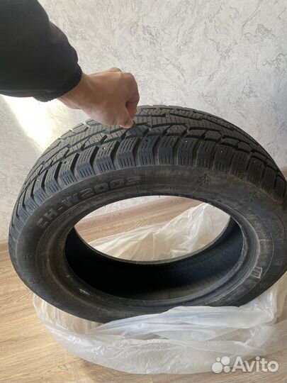Ch-Noble NB309 215/60 R17