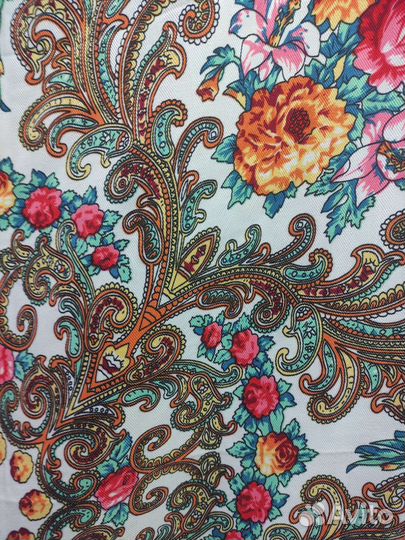 Павлопассадский платок новый