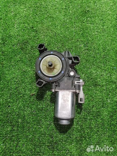 Моторчик стеклоподъемника Volkswagen Polo