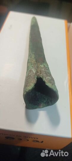 Вток бронза