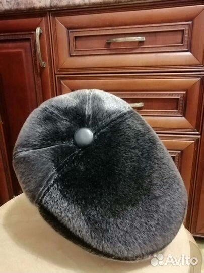 Меховая мужская кепка