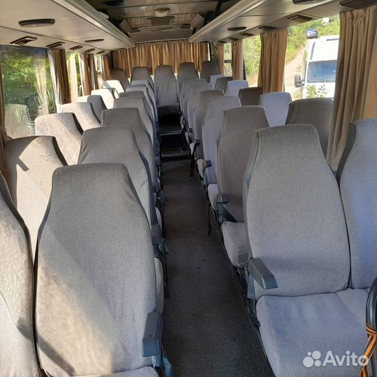 Туристический автобус Hyundai Aero Town, 2004