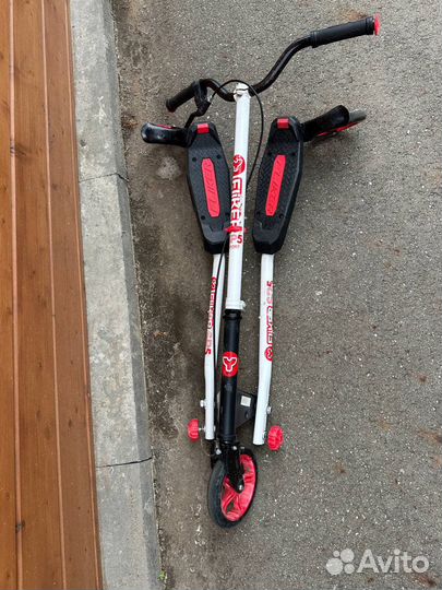 Самокат инерционный Fliker F5, 3-колесный