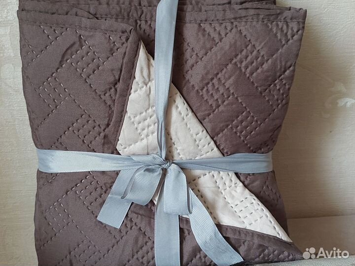 Покрывало на кровать новое