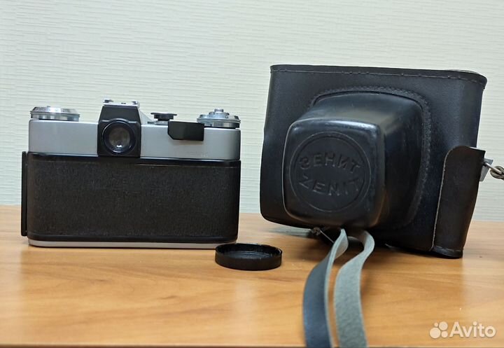 Фотоаппарат Зенит-Е
