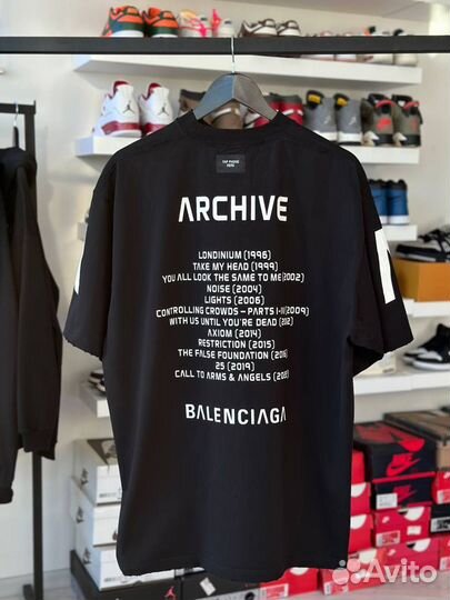 Футболка Balenciaga Archive