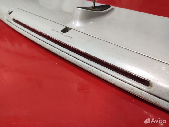 Спойлер Toyota Estima