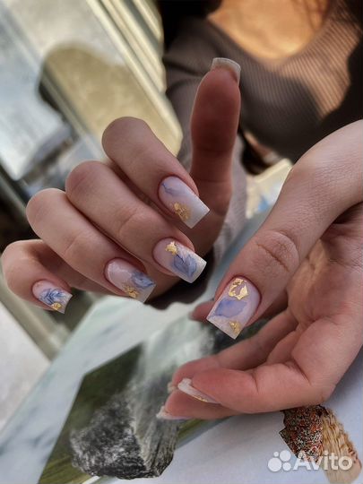 Маникюр педикюр