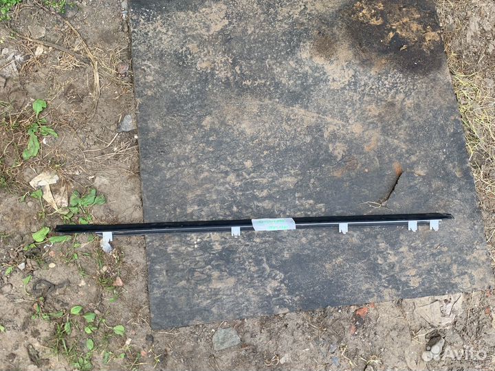 Бархотка правая передняя hyundai elantra 3 xd