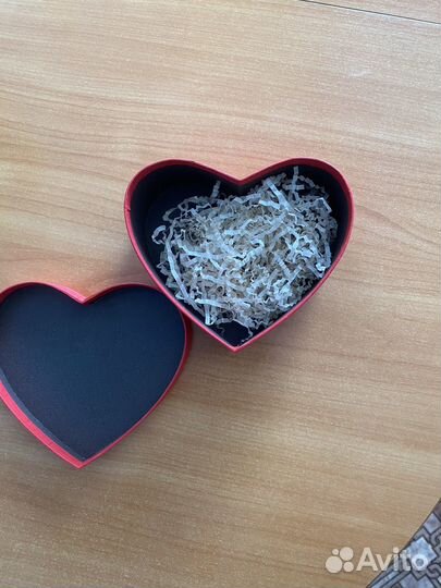 Коробка подарочная