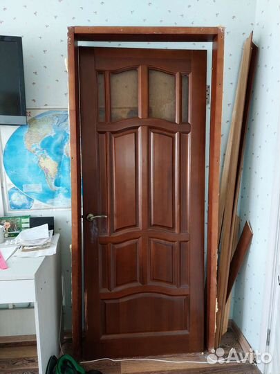 Дверь входная бу деревянная с коробкой