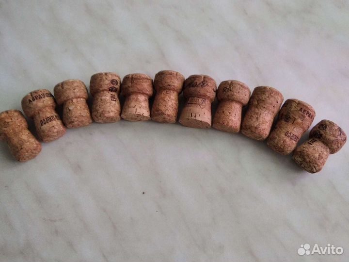 Пробки для декора от вина и шампанского