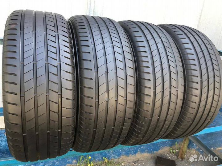 Bridgestone Alenza 001 235/45 R20